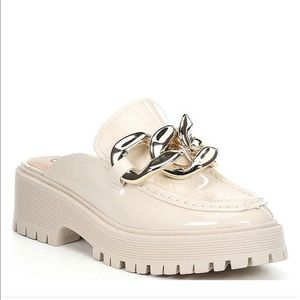 Steve Madden patten leather platform mule loafer with chain